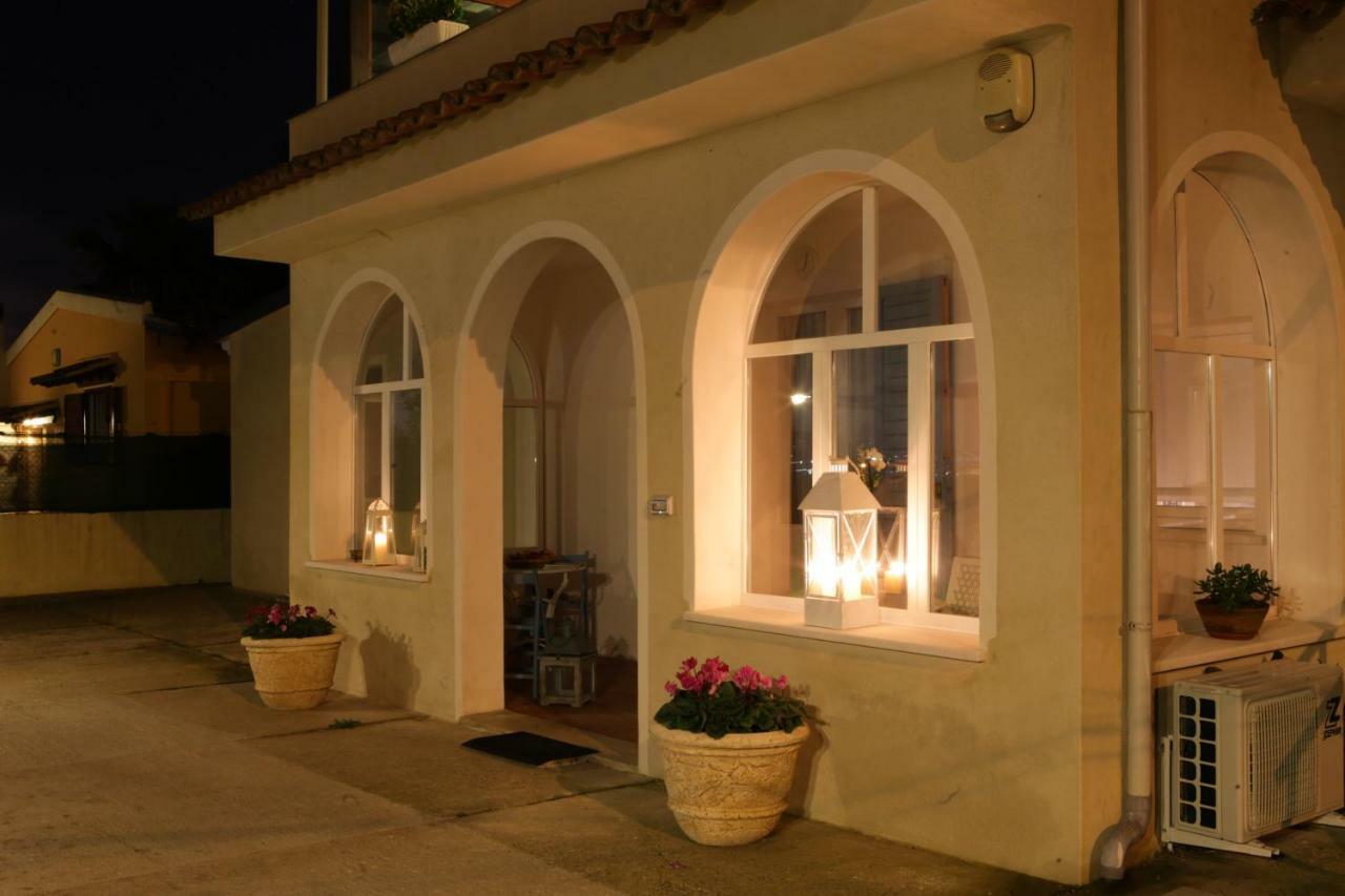 Avion B&B Elmas Εξωτερικό φωτογραφία